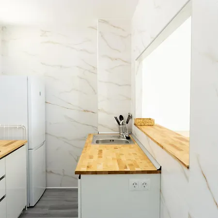 아파트 The Blue Marea *